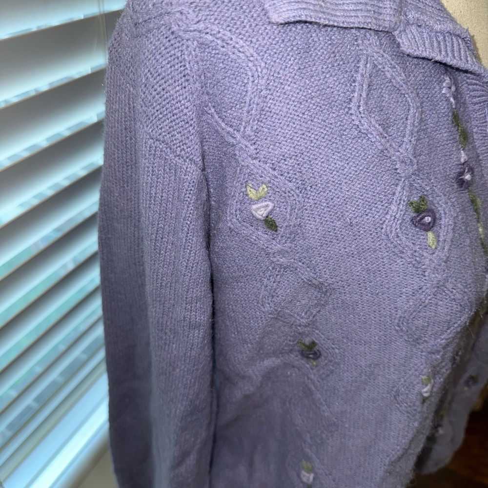 Vintage Alfred Dunner Lavender Floral Embroidered Cardigan - Picture 2 of 10